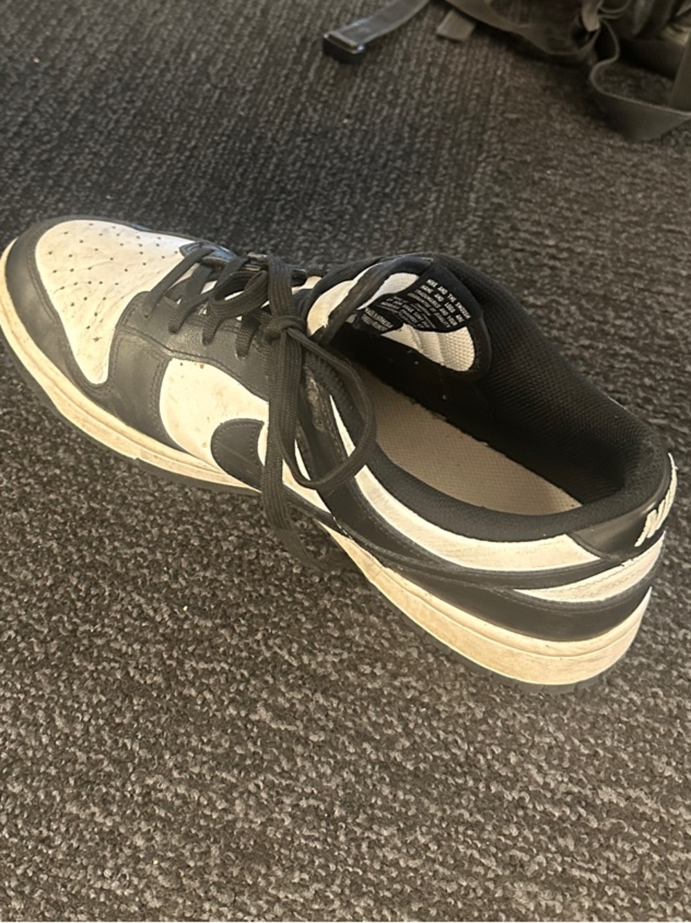 Nike Men’s Low-Top Sneakers in Black and White